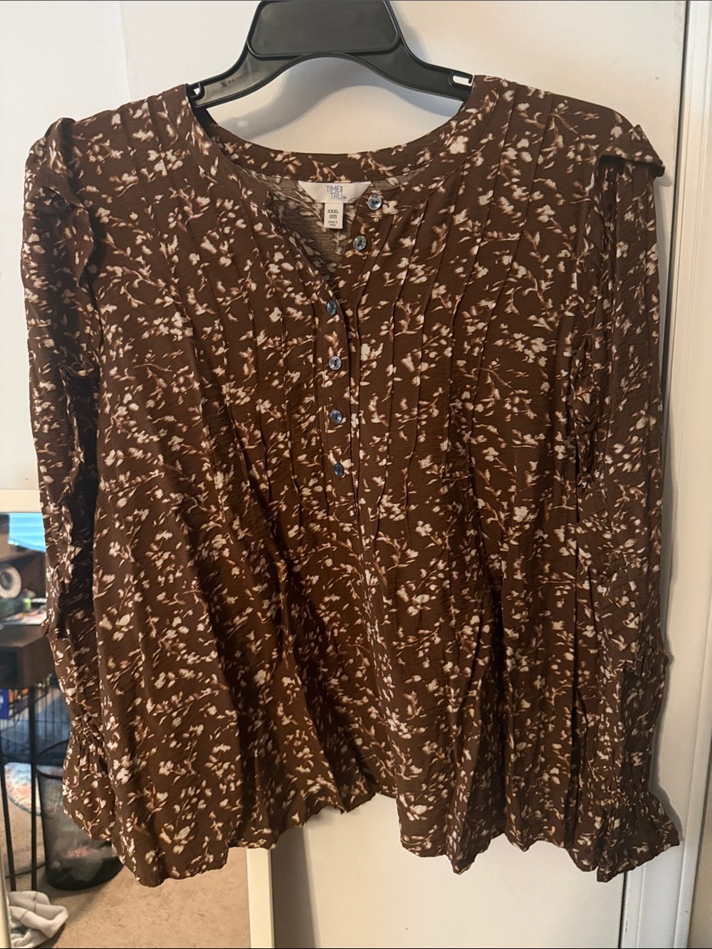 Time and Tru Brown Cream Floral Pleated Button Blouse